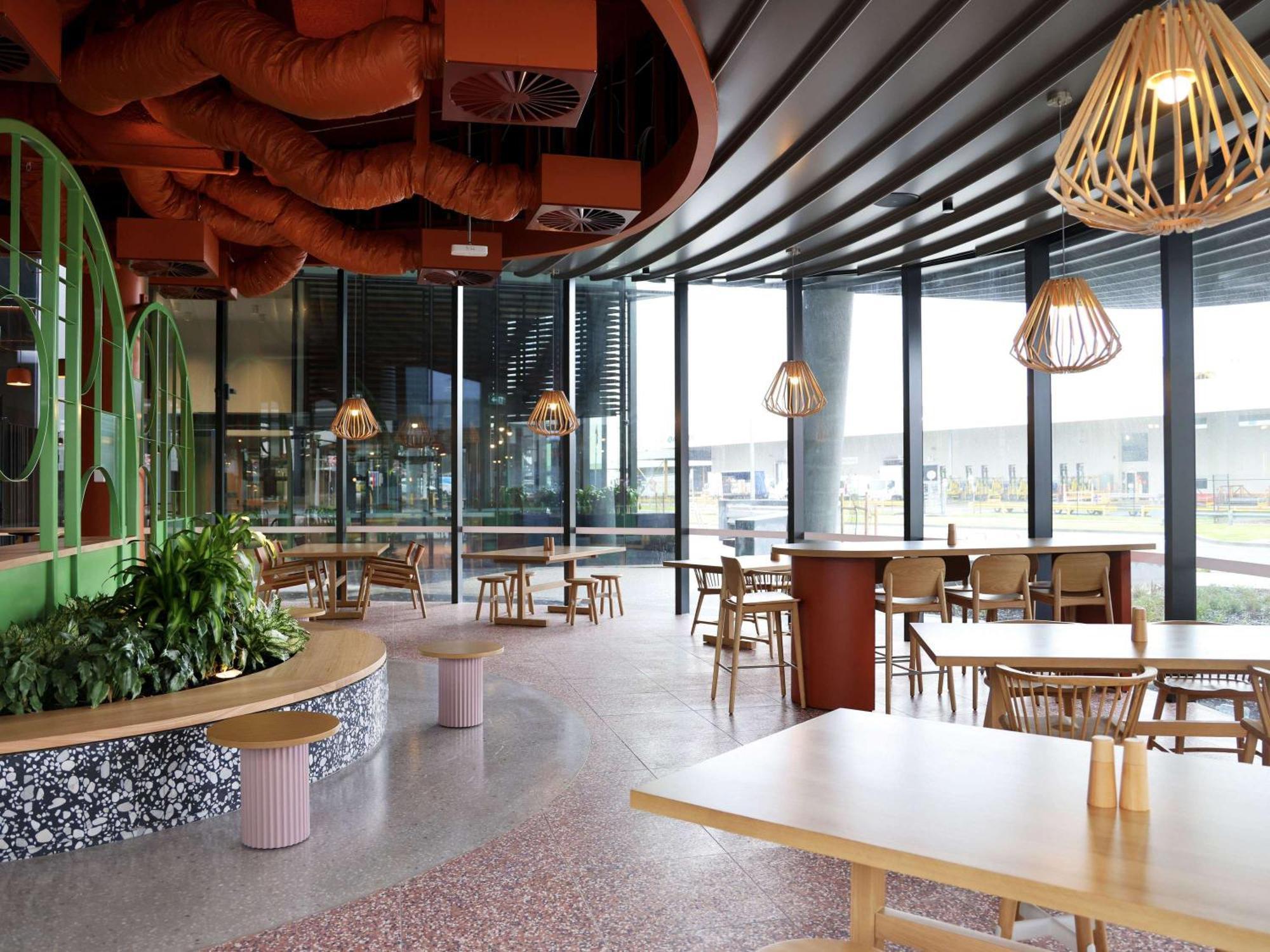 Novotel Melbourne Airport Exterior foto